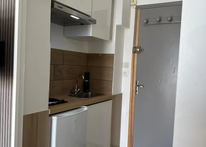 Meuble A Proximite Gare-wifi Apartment *