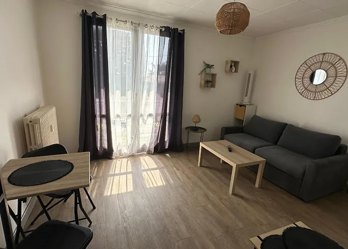 Apartment Meuble A Proximite Gare-wifi *